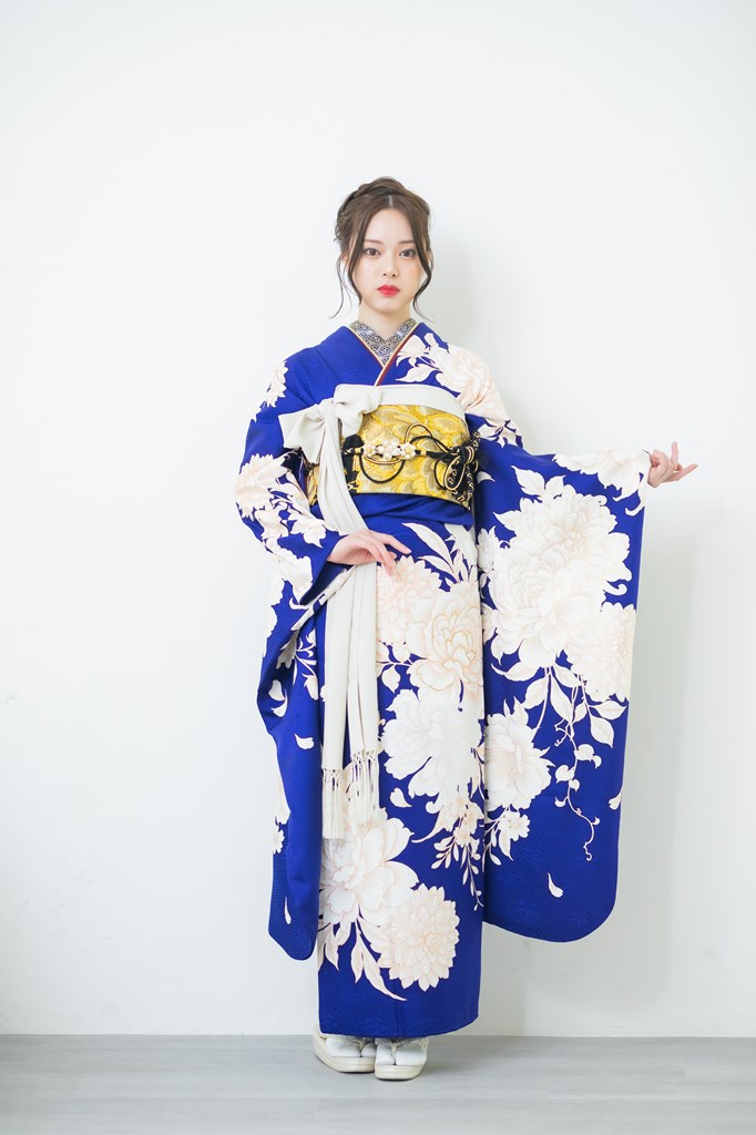 白×ネイビー振袖③